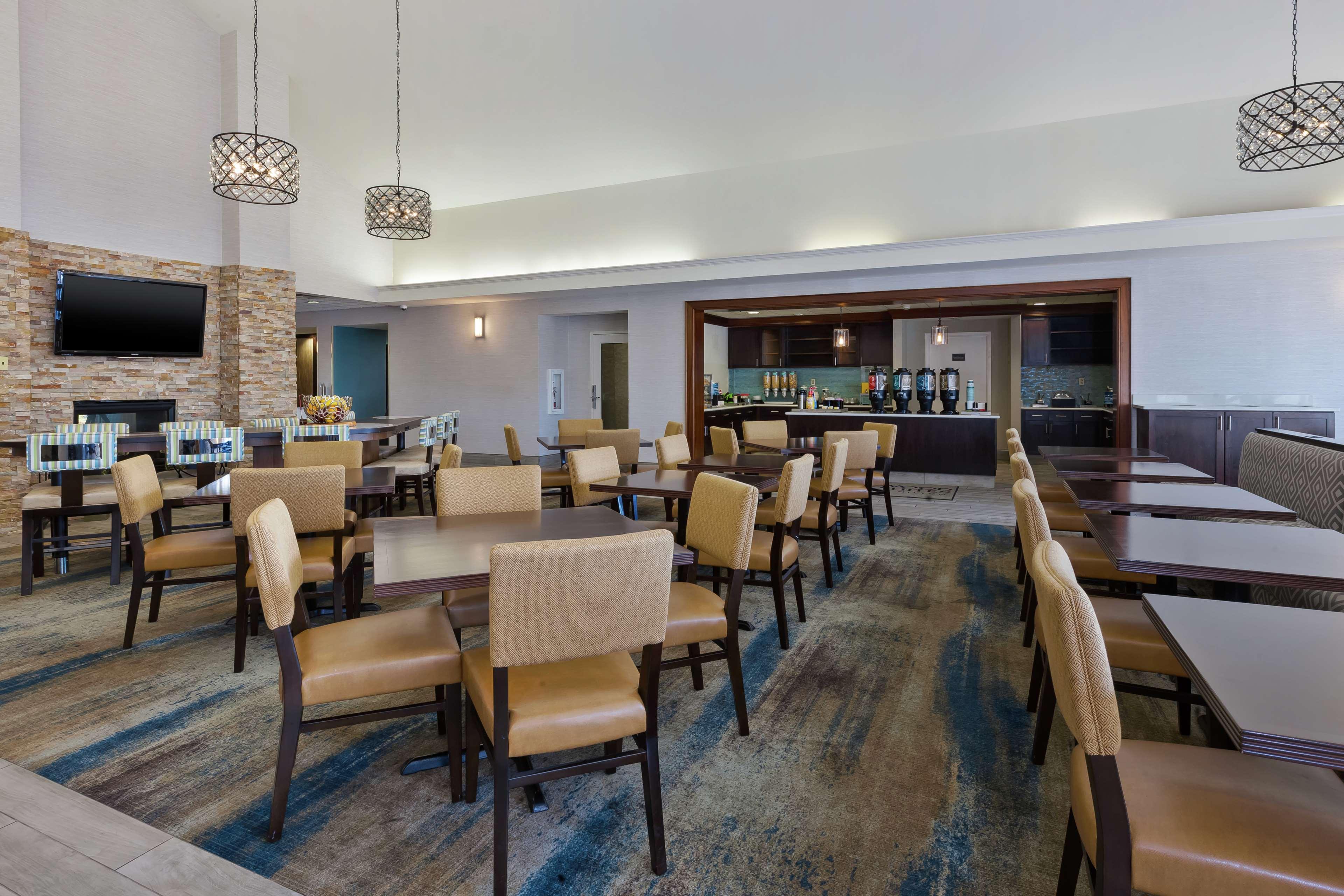 Homewood Suites By Hilton Chesapeake - Greenbrier Kültér fotó