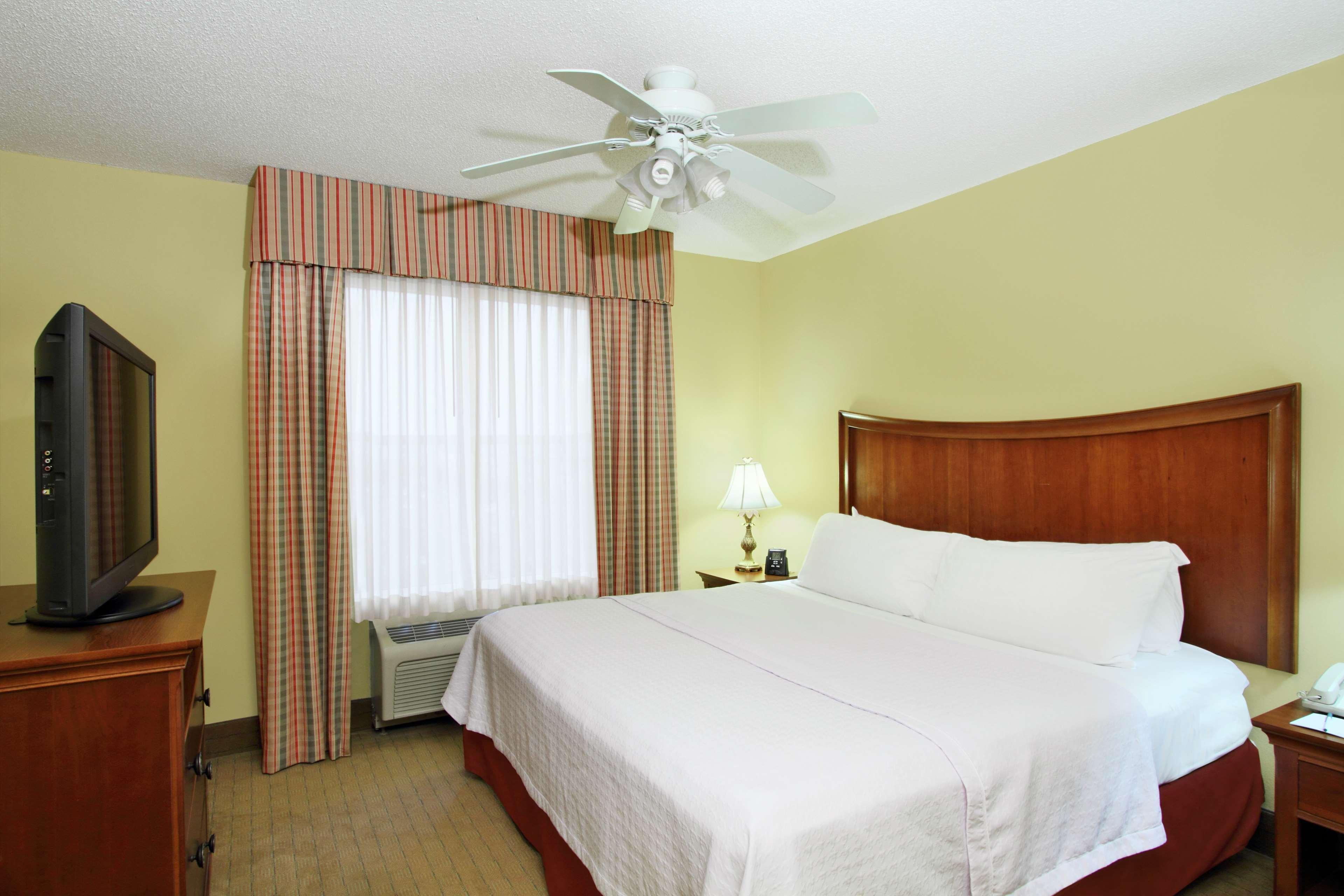 Homewood Suites By Hilton Chesapeake - Greenbrier Kültér fotó