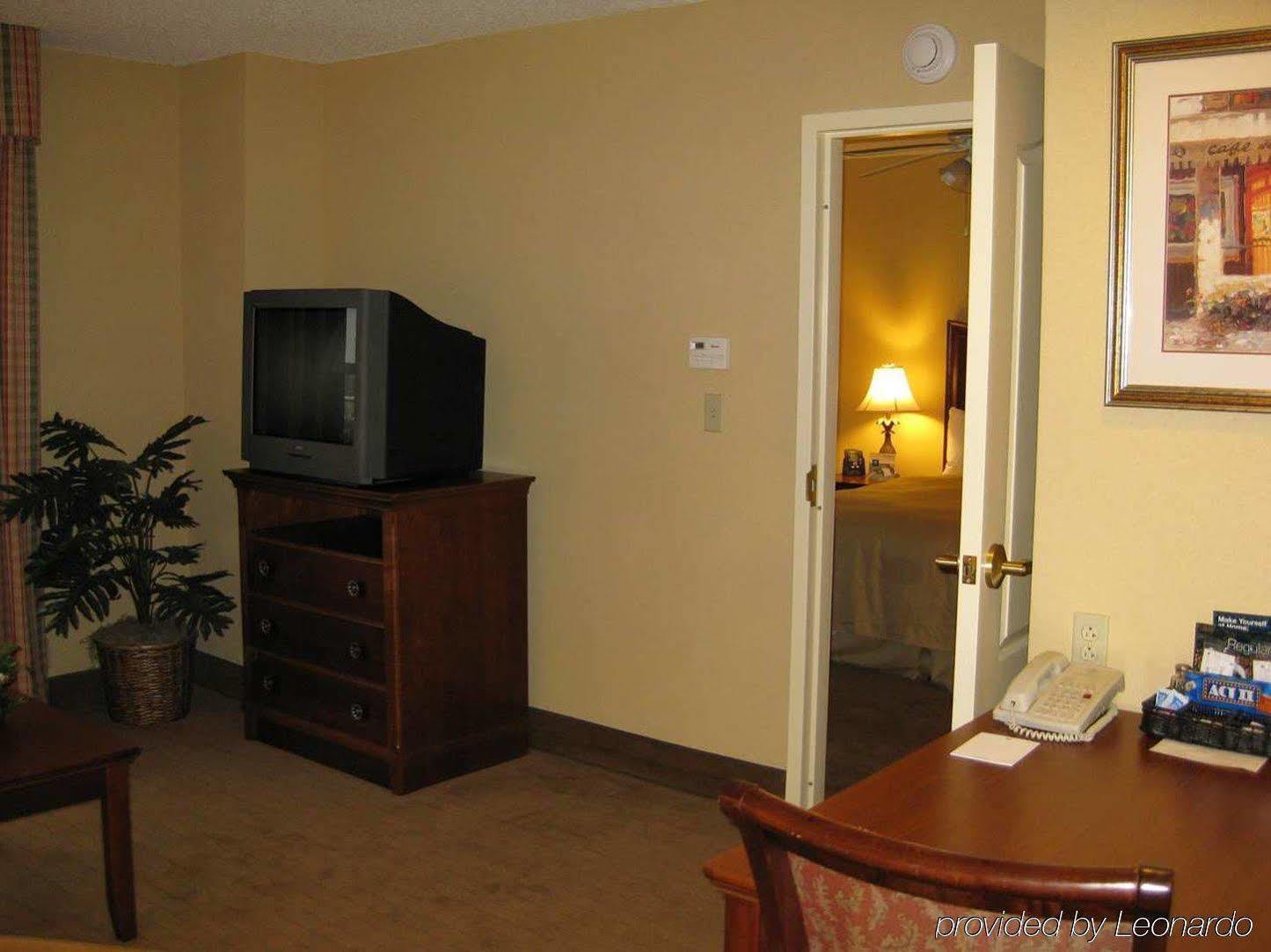 Homewood Suites By Hilton Chesapeake - Greenbrier Kültér fotó